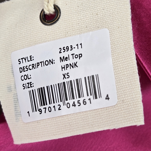 New SER.O.YA Oversized Revolve Mell Top Hot Pink New - Picture 6 of 9